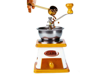 Café con historia: disfruta cada taza con un molino manual